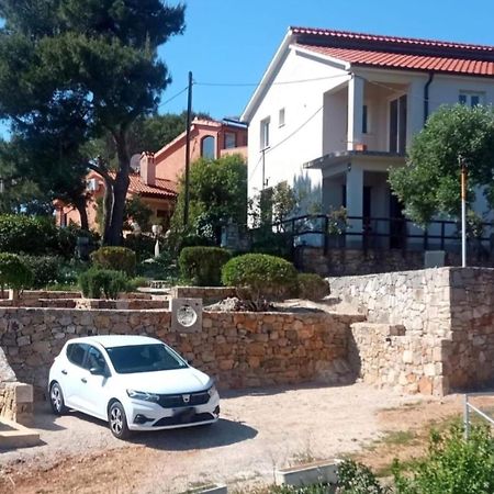 Apartmani Huljic Stari Grad  Exterior photo